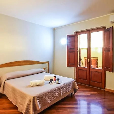 3 Bedroom Cozy In